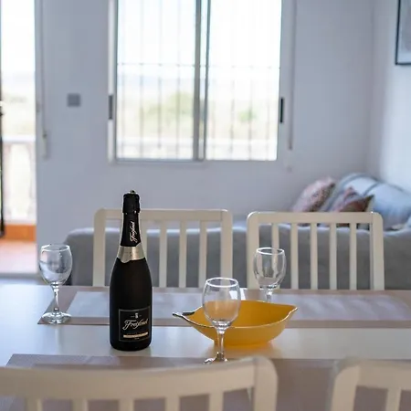 Apartament Spacious 3-bed With Stunning Views Torrevieja