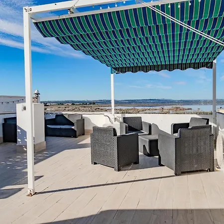 Spacious 3-bed With Stunning Views * Torrevieja